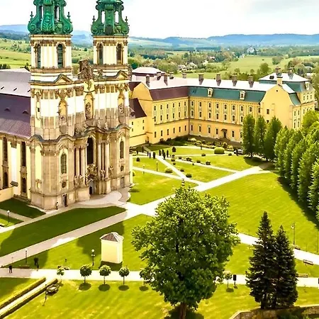 Marina Arka Noego Dom wakacyjny Krzeszow (Kamienna Gora)